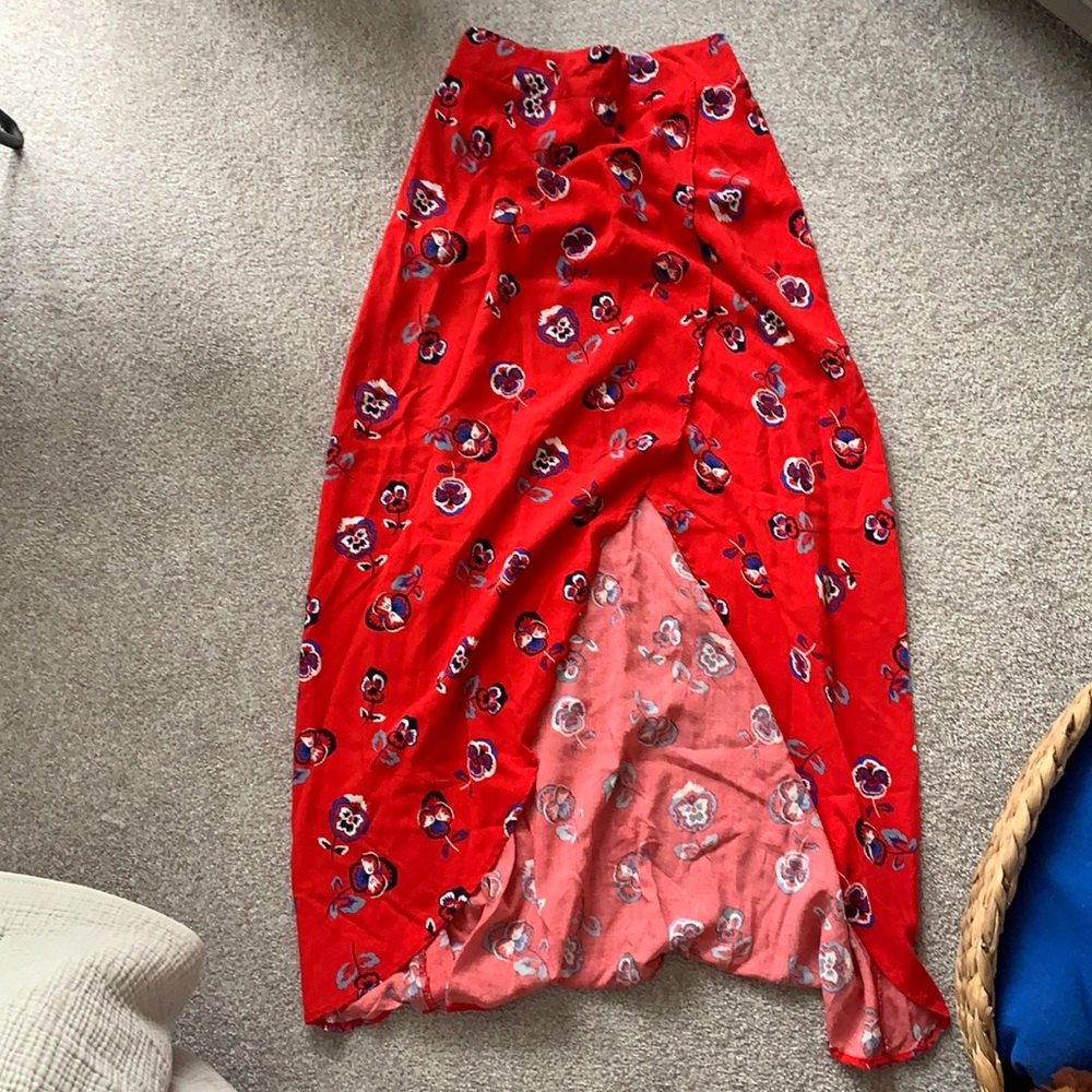 Red skirt